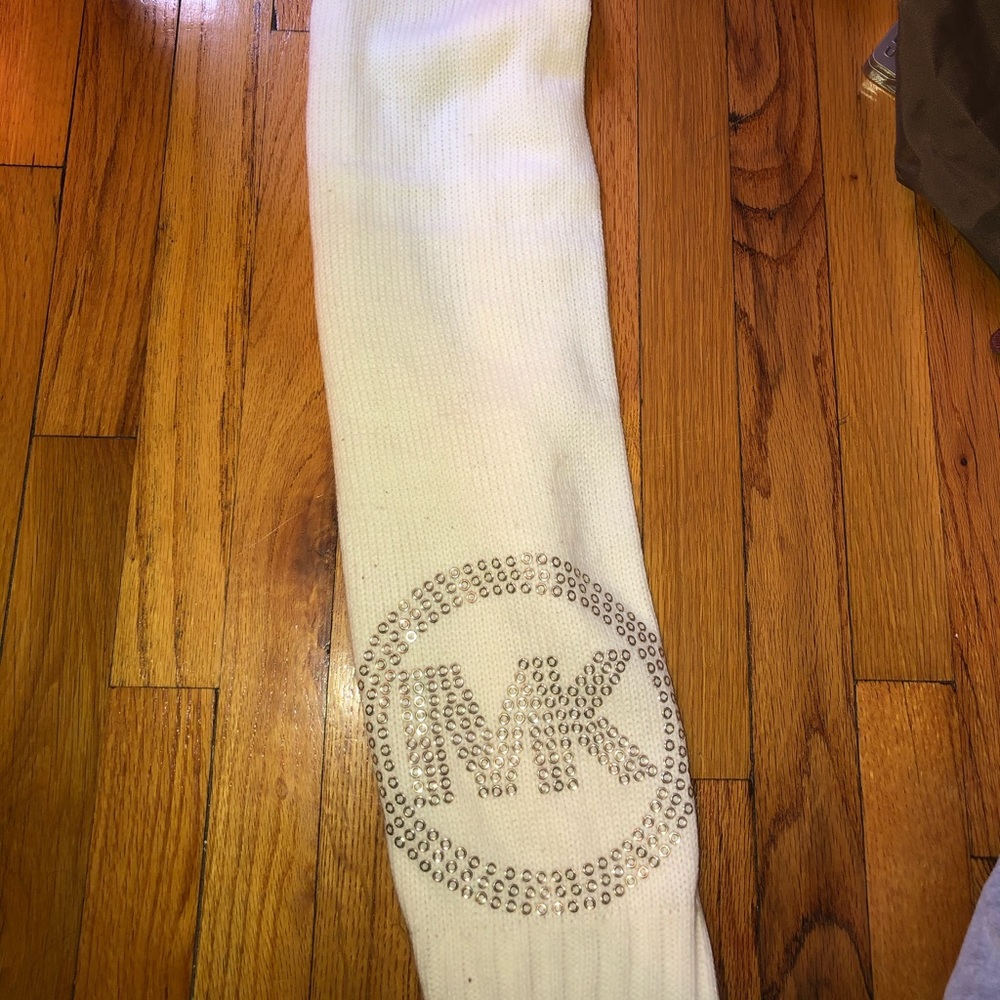 Michael Kors scarf